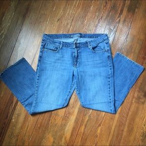 Old Navy Sweetheart Bootcut Jeans medium wash
